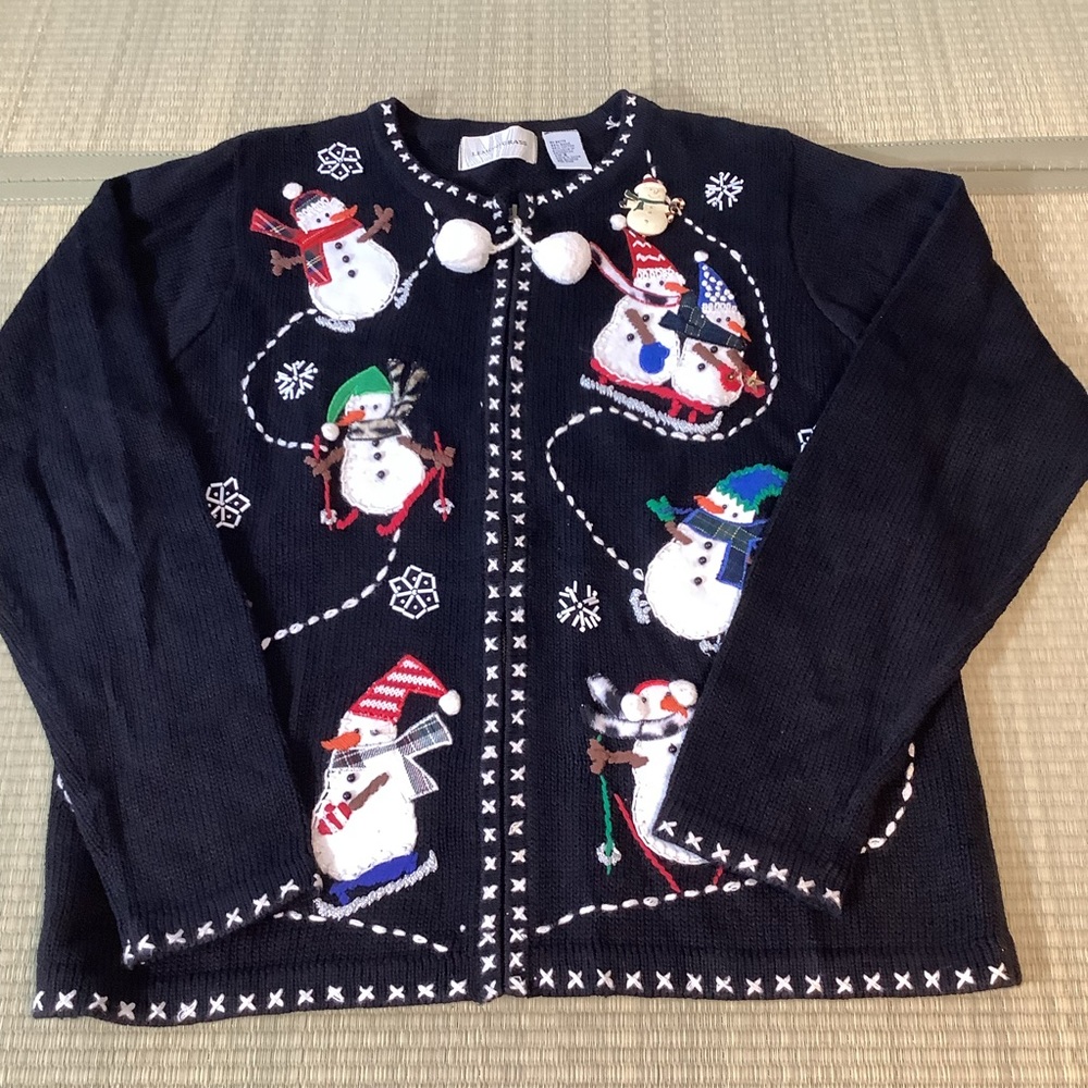 Lemon Grass Womens Holiday Snowman Sweater Skiing Snowman Size Small Black
